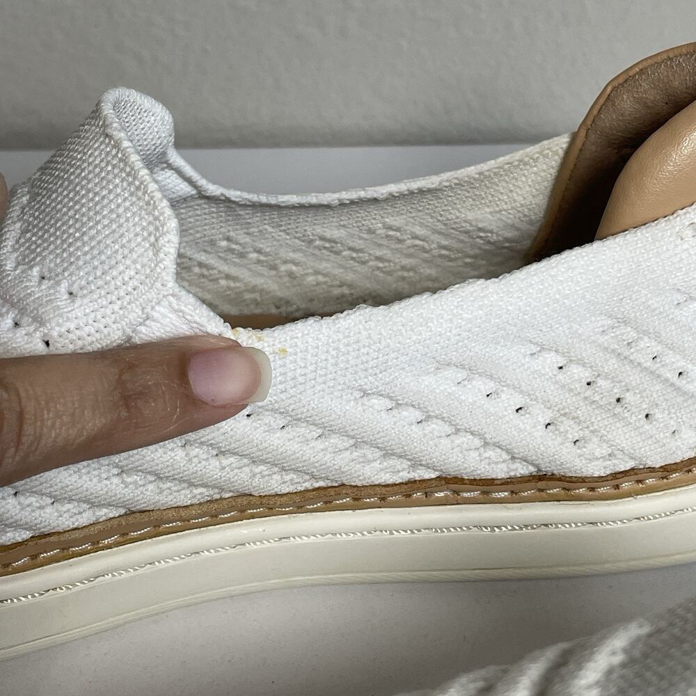 UGG Shoes 7.5 Womens White Sammy Chevron Slip On Sneaker Loafer Casual 1102560 - Picture 2 of 10